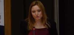 Καρακατσάνη (ΡΑΕ): Ρυθμιστικό ζητούμενο η εύρυθμη λειτουργία της νέας αγοράς ηλεκτρικής ενέργειας προς όφελος του καταναλωτή
