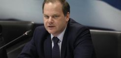 Καραμανλής: Πάνω από 20.000 ευρώ θα φτάνει η επιδότηση για τα πράσινα ταξί - Οι 4 άξονες της πολιτικής για την ηλεκτροκίνηση