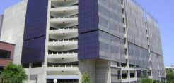 Tα πρώτα κάθετα φωτοβολταϊκά για τα κυπριακά κτίρια