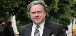 Νέα συνάντηση Κατρούγκαλου με τους θεσμούς, το μεσημέρι