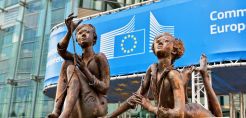 Βάζουν σε αναστολή το Σύμφωνο Σταθερότητας λόγω κορονοϊού - Το απόγευμα οι αποφάσεις