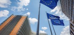 «Οδηγός» για το νέο κύμα ενεργειακών επενδύσεων μέσω του MMF οι συστάσεις της Κομισιόν για την Ελλάδα – Στο επίκεντρο δράσεις για «affordability» και «flexibility»