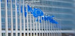 Ανάπτυξη 1,8% για την ελληνική οικονομία προβλέπει η Κομισιόν