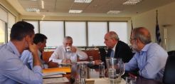 Συνάντηση Δημάρχου Τήνου με Τσιρώνη-Κουίκ για τα απορρίμματα