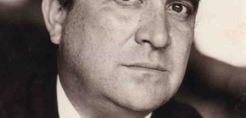 Ανάπτυξη ή Λαφαζάνη. Διαλέξτε…