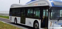 Λεωφορεία «φορτίζονται» εν κινήσει με ηλεκτρική ενέργεια