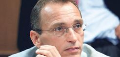 Ελλάκτωρ: Μηδενίζει το ποσοστό του ο Λεωνίδας Μπόμπολας
