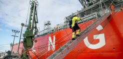 Το πρόβλημα του LNG: Αρκετά ακριβό για να μπορεί να εξαχθεί, αλλά όχι τόσο ώστε να μη μπορεί να αγοραστεί