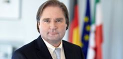 Λινενκάμπερ: Η ενέργεια και η οικονομία μηδενικών ρύπων ενισχύουν περαιτέρω τη σύνδεση Ελλάδας - Γερμανίας