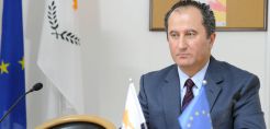 Αποπληρωμή του κυπριακού χρέους με έσοδα από το αέριο προτείνει ο Σ.Μάλας