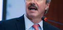 Μανιάτης: Κρίσιμης σημασίας οι διασυνδέσεις για την ενεργειακή ασφάλεια