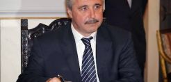 Μανιάτης: Μείωση δαπανών κατά 240 δισ. ευρώ ετησίως μέσω εξοικονόμησης ενέργειας