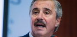 Μανιάτης: Προσωπικές ευθύνες Τσίπρα για τις καθυστερήσεις στους υδρογονάνθρακες