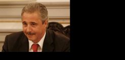 Μανιάτης: Στη Βουλή η διάταξη για τους αποτεφρωτήρες νεκρών