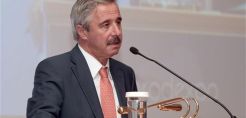 Στήριξη Μανιάτη στο μεταπτυχιακό του Παν. Πειραιά για την ενέργεια