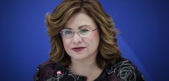 Μ. Σπυράκη: Ανάκαμψη με μέτρα ενίσχυσης ανθεκτικότητας για τον τουρισμό, τις μετακινήσεις, τα κτίρια, τις μικρομεσαίες επιχειρήσεις