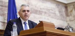 Μάξιμος προς Χατζηδάκη: Να αρθούν τα εμπόδια στη διατήρηση του αγροτικού ρεύματος