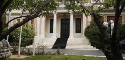 Σε τεταμένο κλίμα η νέα συνάντηση των τριών αρχηγών