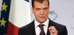 Στην Κύπρο ο Ντμίτρι Μεντβέντεβ