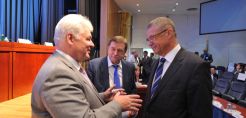 Σε αντικατάσταση των αναπληρωτών CEO Medvedev και Golubev προχωράει η Gazprom 