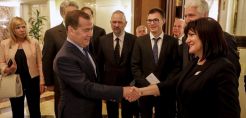 Μεντβέντεφ: Θετική η Rosatom να συμμετάσχει στον πυρηνικό σταθμό "Μπέλενε"