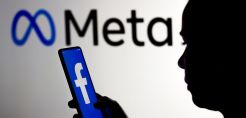Το facebook κάνει "like" στις ΑΠΕ
