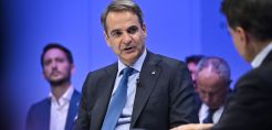 Η ενεργειακή μετάβαση και η Πράσινη Συμφωνία στο επίκεντρο της συμμετοχής Μητσοτάκη και Σδούκου στο Νταβός