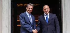 Να ξεκινήσει άμεσα η εμπορική λειτουργία του FSRU Αλεξανδρούπολης ζητάει η Βουλγαρία