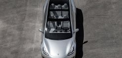 Με αφαιρούμενη φωτοβολταϊκή οροφή το Model 3 της Tesla