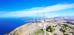 ΡΑΕ προς ΔΕΔΔΗΕ: «Κάτω τα μολύβια» για τα 400άρια φωτοβολταϊκά σε Πελοπόννησο και Κρήτη – Έρευνα για τον τρόπο λειτουργίας της πλατφόρμας