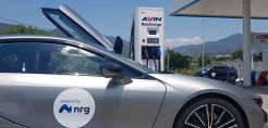 Νέοι προηγμένοι ταχυφορτιστές στα πρατήρια του Ομίλου Motor Oil