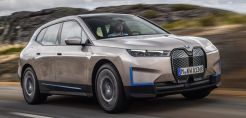 BMW: Παρουσίαση στην Ελλάδα των αμιγώς ηλεκτρικών μοντέλων iX και i4