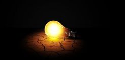 Χωρίς ρεύμα 7.500 νοικοκυριά στην Αγγλία