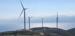 Για λογαριασμό της Nostira ολοκληρώθηκε το πρώτο αιολικό πάρκο στην Ελλάδα με "μηχανές" της GE Renewable Energy