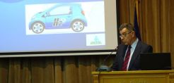 Κάλεσμα της ΔΕΠΑ σε ιδιοκτήτες φορτηγών για τη μετατροπή των οχημάτων τους σε φυσικού αερίου