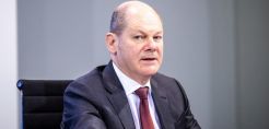 Σολτς: Παγώνει η πιστοποίηση του ρωσικού αγωγού Nord Stream 2 - Οι Ευρωπαίοι θα πληρώνουν "χρυσάφι" για το αέριο, απαντά η Μόσχα