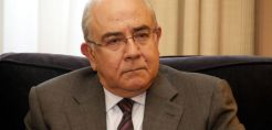 Ομήρου: Λυπηρό να γίνονται δηλώσεις για διάθεση εσόδων από το αέριο για κάλυψη του κόστους πιθανής λύσης