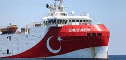 Βγαίνει από το λιμάνι της Αττάλειας το «Oruc Reis» - Σενάρια για έρευνες στην «τουρκολιβυκή» ΑΟΖ
