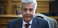 Συνέντευξη Παναγιωτάκη: Προβληματικοί οι όροι της απολιγνιτοποίησης - Η ΔΕΗ να κάνει μονάδα φυσικού αερίου στην Αττική