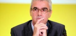 Παπαγεωργίου: Ερασιτεχνικές λύσεις για την ΔΕΗ, μεγάλα προβλήματα