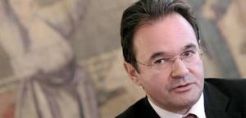 Γ. Παπακωνσταντίνου: Το Πρόγραμμα Ήλιος εγκαταλείφθηκε από τους διαδόχους μου παρότι Γερμανία και Κομισιόν το είχαν αποδεχθεί