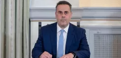 Παπασταύρου: Μέσα στον Απρίλιο, θα πέσουν οι τελικές υπογραφές για το γεωτρύπανο, το Stena Drill Max - «Πατάμε γκάζι» για την ερευνητική γεώτρηση στο Ιόνιο στο πρώτο τρίμηνο του 2027»