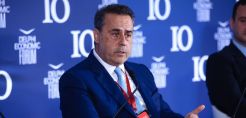 Στο Παρίσι σήμερα ο Στ. Παπασταύρου για συνάντηση με την Γαλλίδα υπουργό Οικολογικής Μετάβασης 
