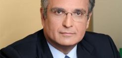 Παπαθανασίου: Θα παραμείνω πρόεδρος στα ΕΛΠΕ