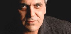 Η επίπονη παραγωγική αναδιάρθρωση 