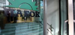 ΠΑΣΟΚ: Πρωτοφανής ο ισχυρισμός της κυβέρνησης, ότι δεν γνώριζε για την υπογραφή της Συλλογικής Σύμβασης