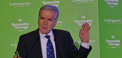 Παπαλεξόπουλος: Με θετικές αποδόσεις οι επενδύσεις μπαταριών στην Ελλάδα την επόμενη 5ετία – Πιο αποδοτικές οι υβριδικές μονάδες