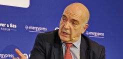Σιφναίος: Στις 30 Απριλίου η εμπορική λειτουργία του FSRU Αλεξανδρούπολης - Η αγορά θα κρίνει αν θα κατασκευαστεί δεύτερο τερματικό