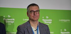 T. Pollet (Huawei): Κρίσιμος ο ρόλος των μπαταριών και για την ευστάθεια του δικτύου