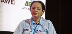 Σαμωνάκη (ΔΑΠΕΕΠ): Να προτεραιοποιηθούν και να εξαιρούνται από περικοπές τα έργα που συνάπτουν PPA